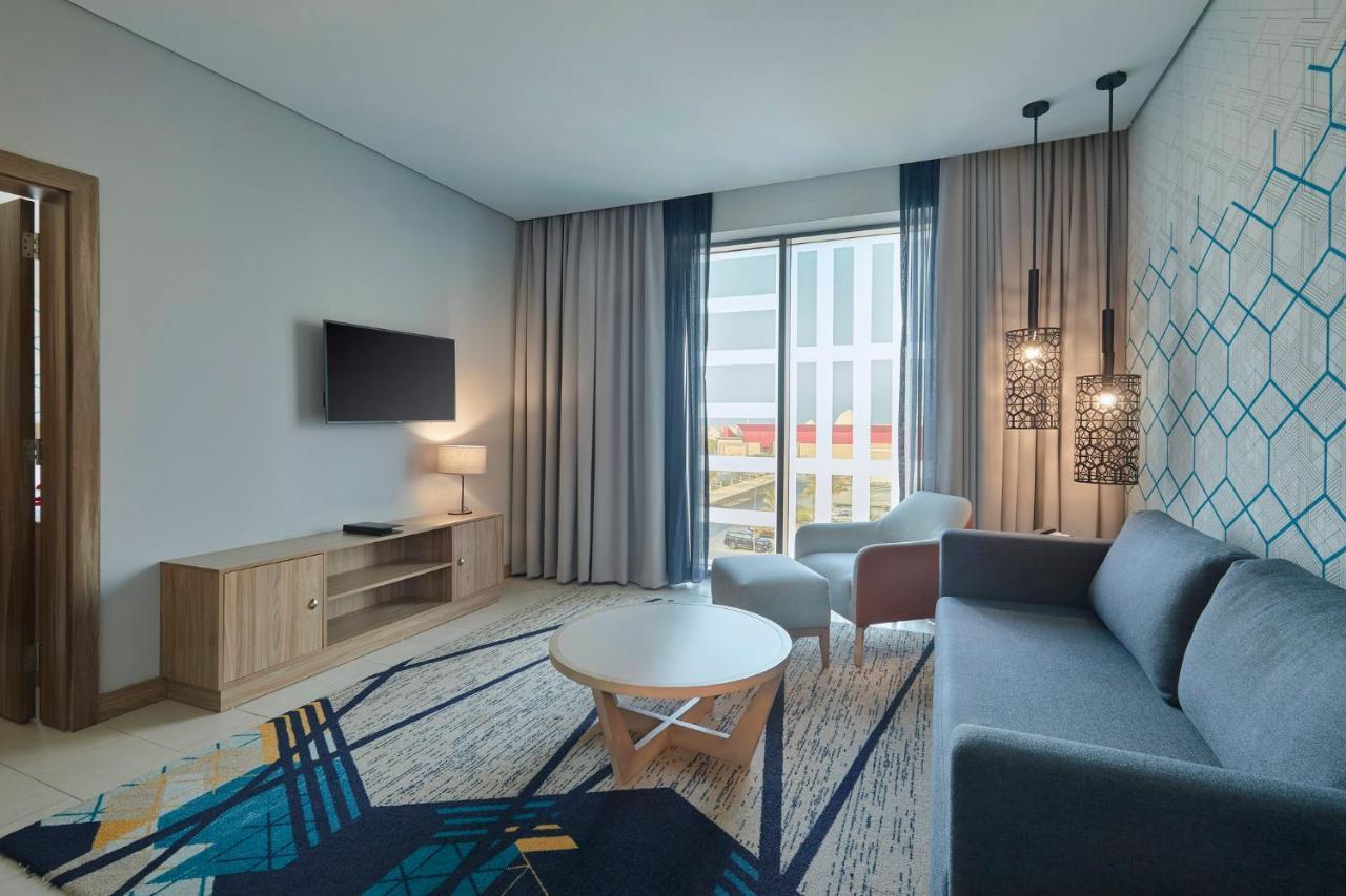 Holiday Inn & Suites Al Jubail By Ihg Al Fanatir Luaran gambar